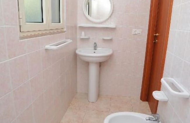 Residence Lido Dei Pini - Photo 32