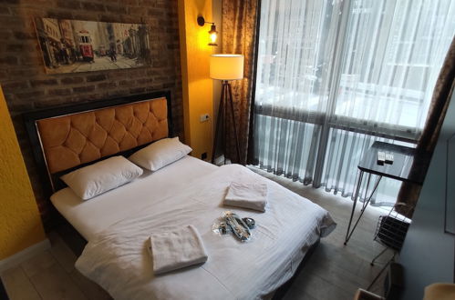 Photo 4 - Nova Park Hotel & Suite