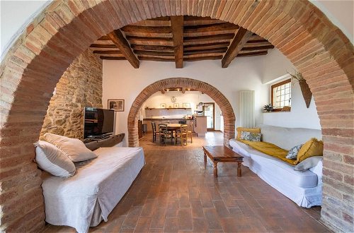 Foto 20 - Beautiful 5-bed Villa in Cortona, Private Pool