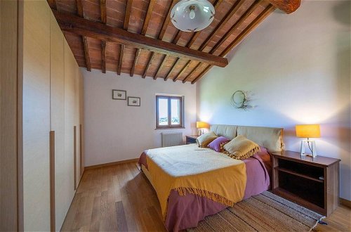 Foto 7 - Beautiful 5-bed Villa in Cortona, Private Pool