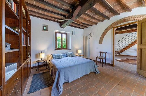 Foto 8 - Beautiful 5-bed Villa in Cortona, Private Pool