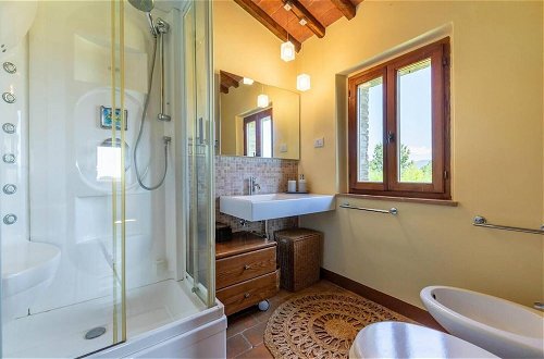 Foto 23 - Beautiful 5-bed Villa in Cortona, Private Pool