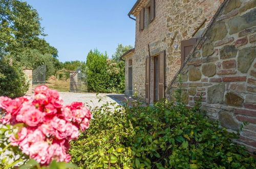 Foto 48 - Beautiful 5-bed Villa in Cortona, Private Pool