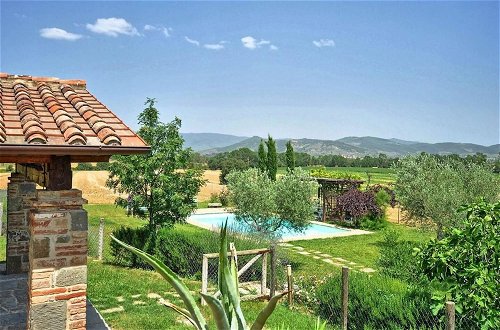 Photo 30 - Beautiful 5-bed Villa in Cortona, Private Pool