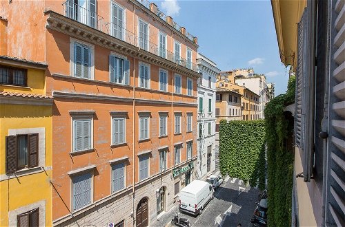 Photo 27 - Rental In Rome Monti Apartment