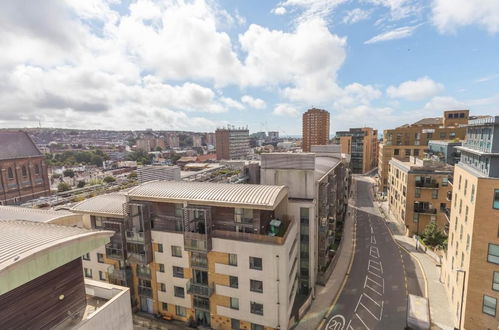 Photo 3 - Panoramic Pad -amazing Apartment With WOW Factor Views Across the City to the sea