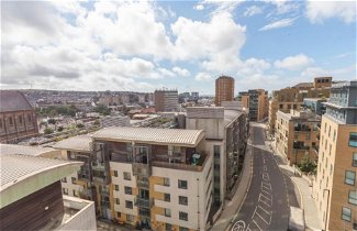 Photo 3 - Panoramic Pad -amazing Apartment With WOW Factor Views Across the City to the sea