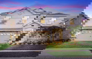 Foto 1 - Greenview 8BR Home Private Theater Pool/spa/games