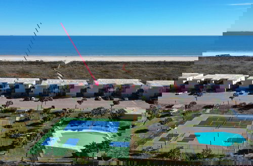 Foto 3 - Seaside Blessing by Avantstay Beach Access Pool