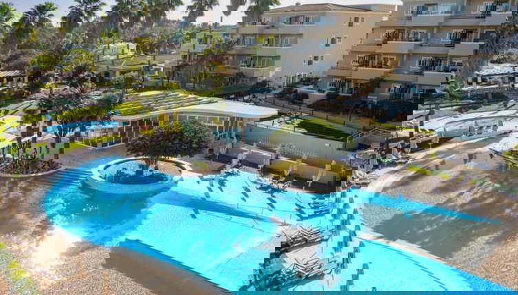 Foto 1 - VP Flat With Balcony and Pool View
