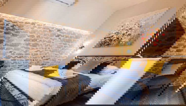 Foto 1 - Authentic Stay in the Heart of Zadars Old Town