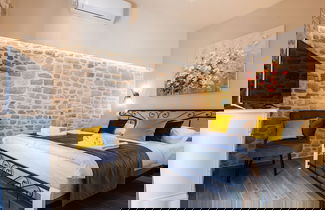 Foto 1 - Authentic Stay in the Heart of Zadars Old Town