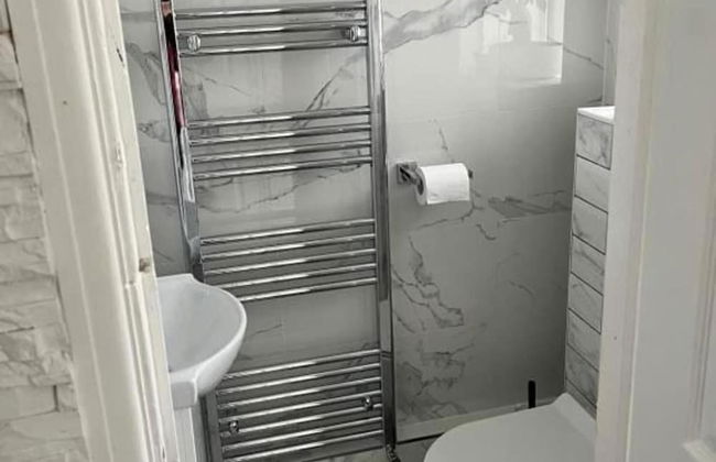 1 Bed-sleeps 4-free Parking-30 Min to Central Ldn - Foto 13