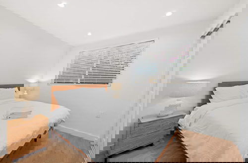 Foto 3 - Family Friendly Retreat w Luxury Amenities