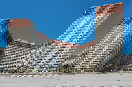 Foto 60 - Beachfront Condo: Gulf & Poolside Fun!