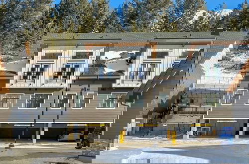 Photo 19 - Skyridge 401 by Canmore Premier
