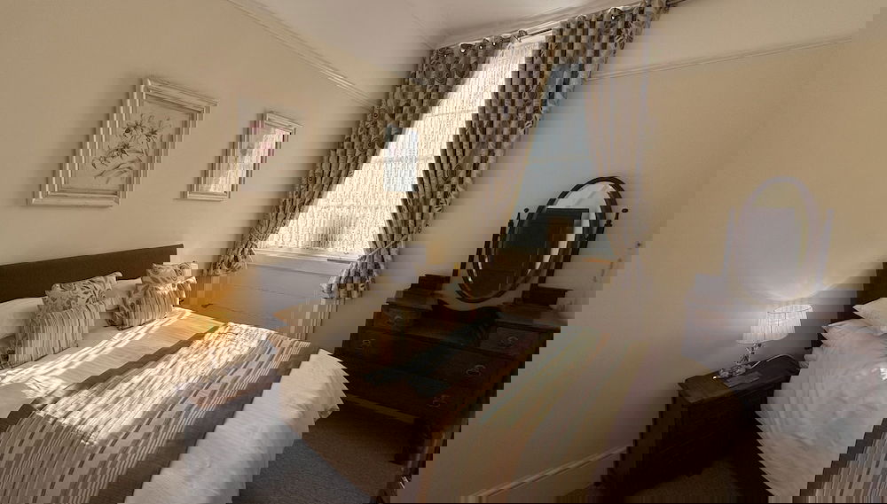 Primary image