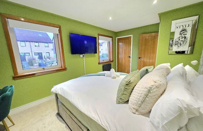 Quirky 2-Bed with Free Parking - Foto 41