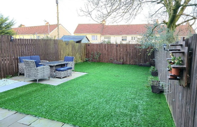 Quirky 2-Bed with Free Parking - Foto 18