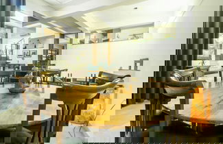 Photo 3 - Opulent Antique 6BR Villa in Gurugram
