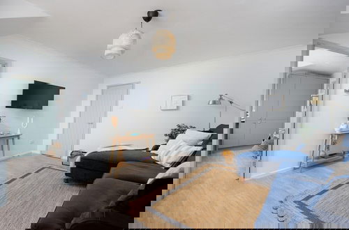 Foto 9 - Luxury Penthouse 2 bed Apartment