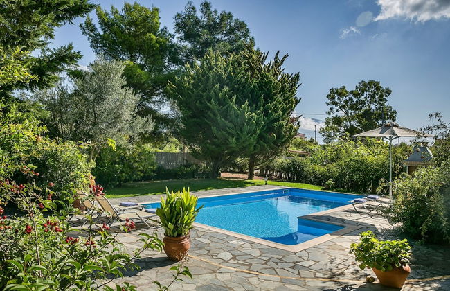Villa Xenia in Lakithra - Photo 2