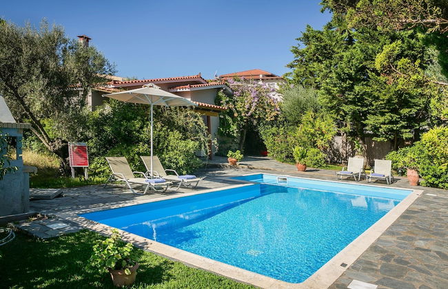 Villa Xenia in Lakithra - Photo 4