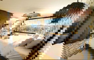 Foto 2 - The 2 BDR Pyramids Vista w/ Bathtub