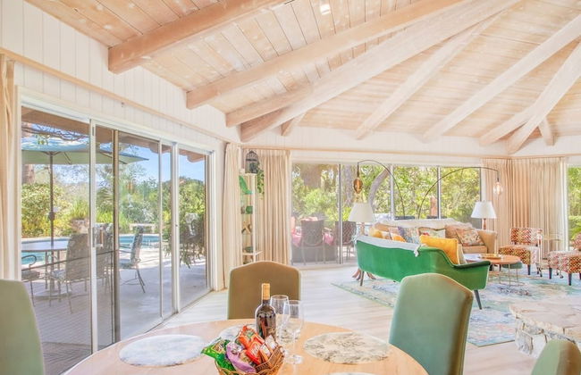 Nature Inspired Villa Designed for Wellness - Photo 15
