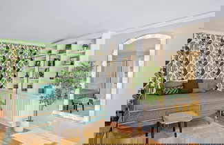 Foto 3 - Nature Inspired Villa Designed for Wellness