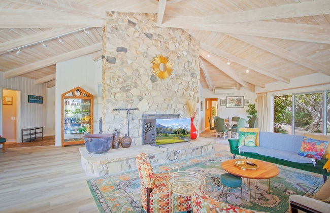 Nature Inspired Villa Designed for Wellness - Photo 71