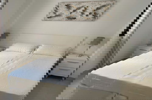 Photo 13 - Apartamentos Royal Suites by Croma