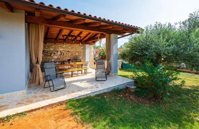 Charming House With Garden and BBQ in Galizana - Foto 34