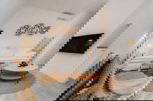 Foto 7 - Julie s Luxury Apartment