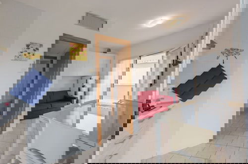 Foto 11 - Lovely Flat With Modern Furnishings - Beahost