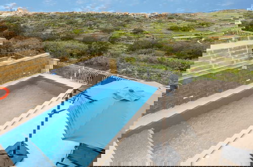 Foto 25 - Magnifica Gozitan Villa Pool And Jacuzzi