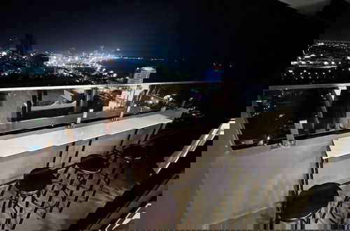 Foto 53 - Stunning Ocean View Apartment in FLC Sea Tower