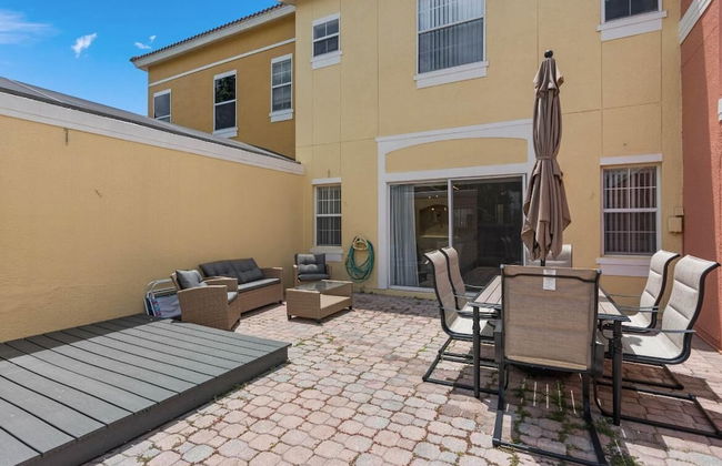 Amazing 3BR 2BA Townhome With Lake View at Terra Verde! - Foto 20