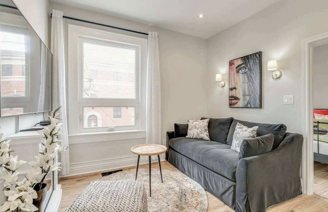 Casa Queen-Unique 2BR Suite- Leslieville - Foto 12
