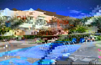 Foto 1 - Plaisir Beachside Apts