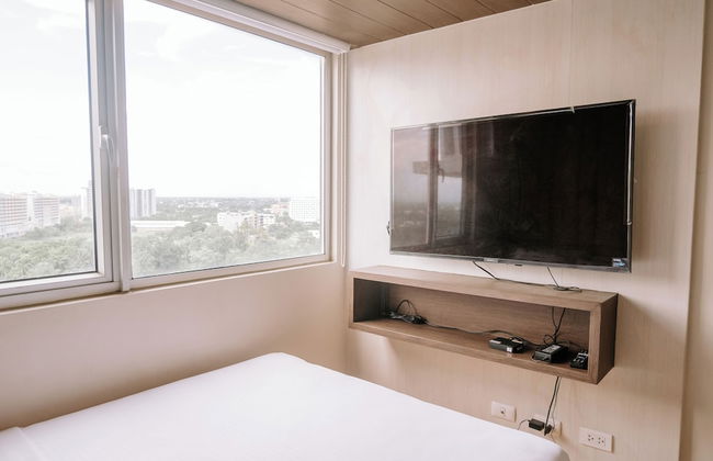 Chic & Stylish Urban Hideout - Photo 2