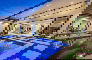 Foto 3 - Luxury Coachella Valley Villa w/ Pool, Hot Tub, Pickleball Bravo by Avantstay