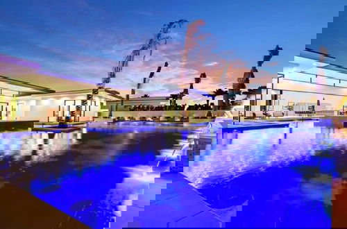 Foto 41 - Luxury Coachella Valley Villa w/ Pool, Hot Tub, Pickleball Bravo by Avantstay