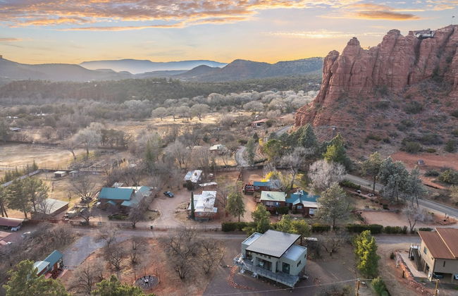 NEW Moondance Red Rock Retreat Epic Views - Foto 47