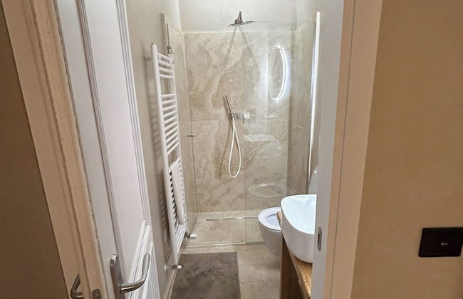 Garibaldi 14 Suite - Photo 21