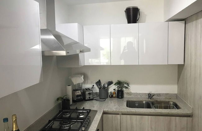 Beautiful Apartment With Pool, gym and Beach Just 80 Meters Walk, Fully Equipped - Photo 24