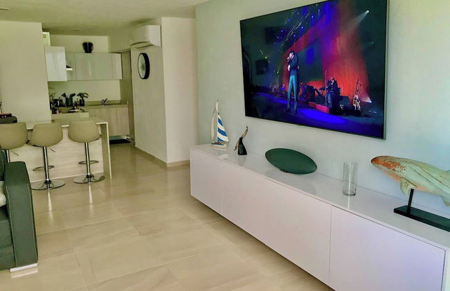 Beautiful Apartment With Pool, gym and Beach Just 80 Meters Walk, Fully Equipped - Photo 17