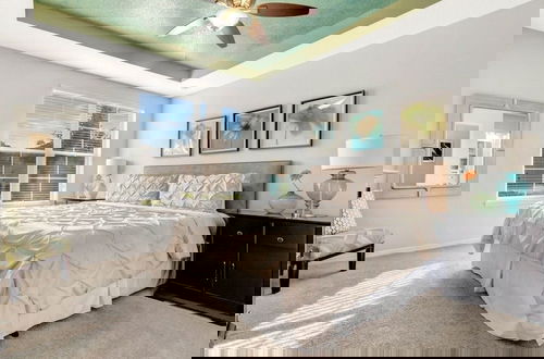 Foto 2 - Upstair Loft Premium Home With Pool, Spa & Games! 5 Bedroom Condo