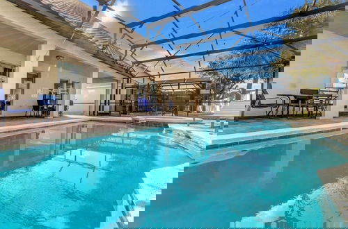 Foto 32 - Upstair Loft Premium Home With Pool, Spa & Games! 5 Bedroom Condo
