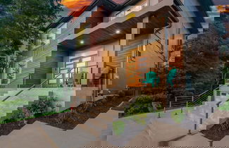 Photo 1 - Modern Escape by Avanstay Views 10min to Town